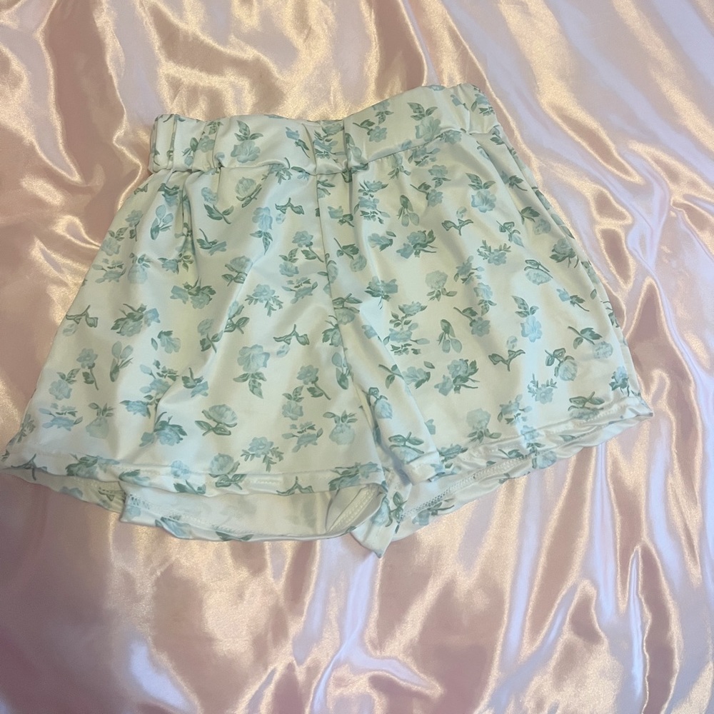 amazon pj set! - Picture 3 of 4
